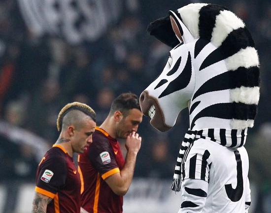 赫内斯：凯恩会在拜仁踢到2027年，在伦敦时他要靠保镖生活（赫内斯：凯恩将留在拜仁至2027年，伦敦时期需靠保镖护身）