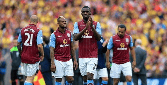 卡拉格向萨拉赫致歉：若惹你不高兴了我道歉，但你也得守规矩（卡拉格向萨拉赫道歉：若让你不悦我认错，但规矩同样要遵守）