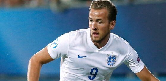 欧文连续突破得分，全队士气高涨（欧文连番强突砍分，球队士气飙升）