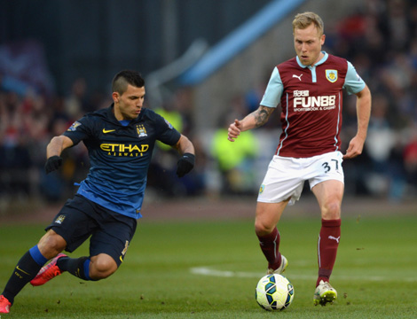 安布：邵佳一与此前的混乱划清界限，是国足非常好的主帅人选（安布：邵佳一已与过去的混乱划清界限，是执教国足的理想人选）